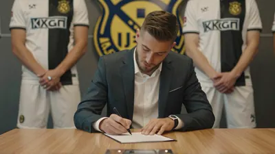 Noah Mortensen skifter til AGF